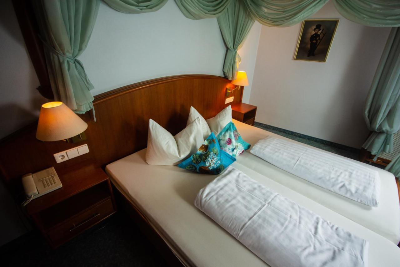 Kaiserstuehler-Hof Breisach Ngoại thất bức ảnh
